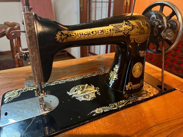 Máquina de coser SINGER