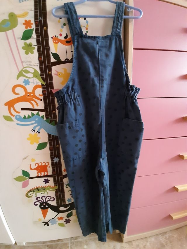 mono talla 4/5 Zara sin estrenar