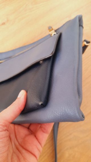 Bandolera azul grisáceo 