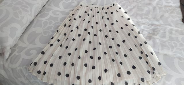 Falda plisada Talla M marca New Day