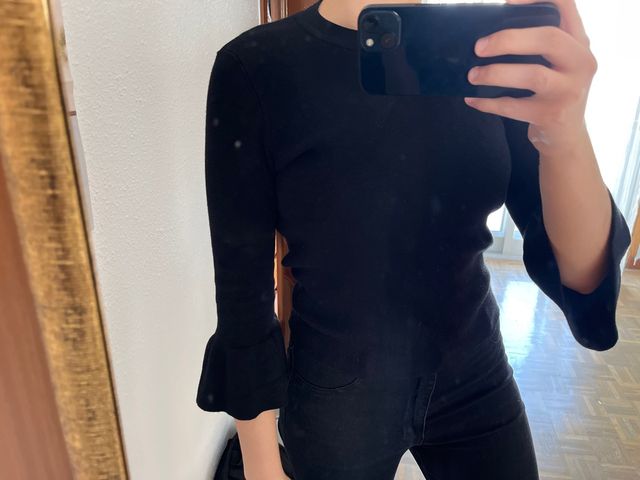 Jersey negro volantes