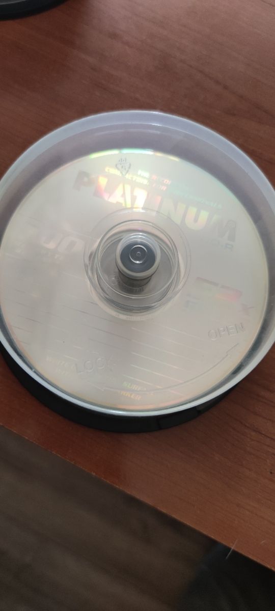 CD y DVD vírgenes y regrabables