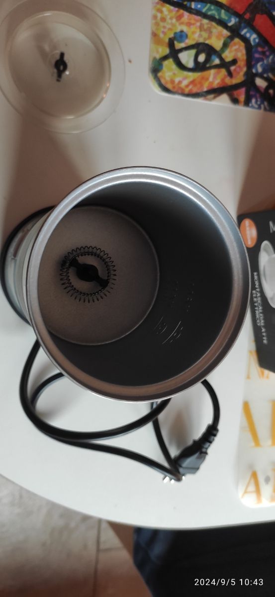 montalatte scalda latte elettrico NUOVO