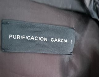 Anorak corto marrón Purificación García.