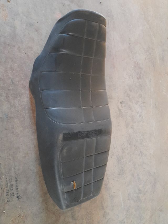 Sella speciale Yamaha SR250