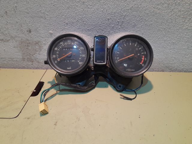 Orologi Yamaha SR250