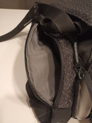 Trona de viaje y bolso bebe confort