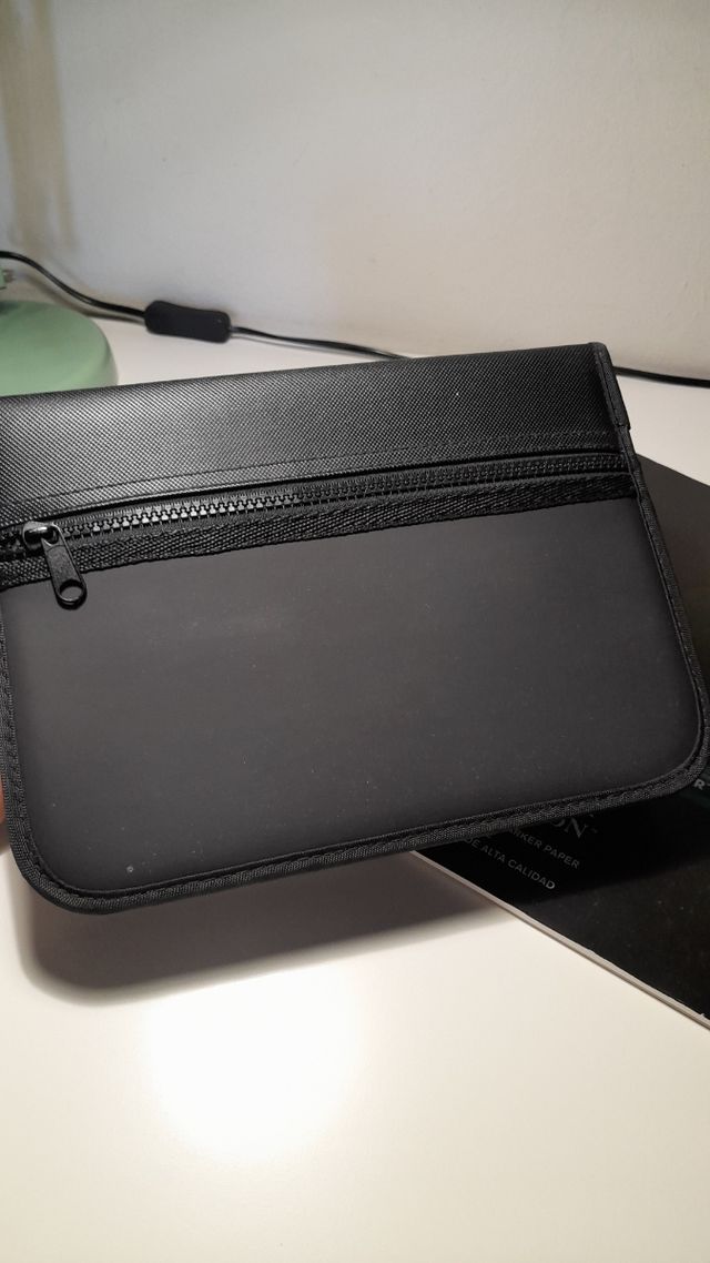 Rotuladores Winsor & Newton + estuche + papel