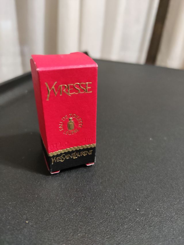 perfume Yves Saint Laurent Yvresse
