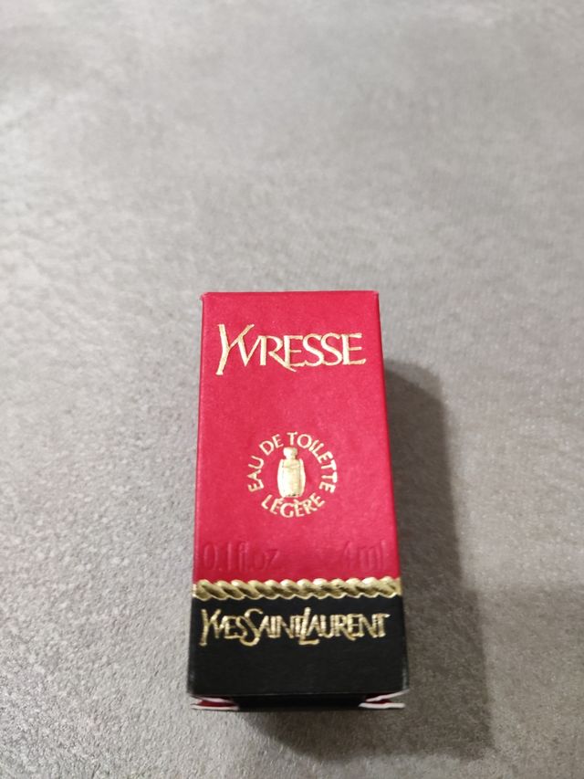 perfume Yves Saint Laurent Yvresse