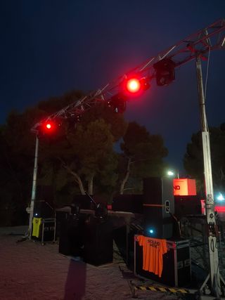 ALQUILER DE SONIDO E ILUMINACIÓN