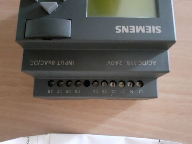 LOGO SIEMENS 230RC 6ED1052-1FB08-0BA3