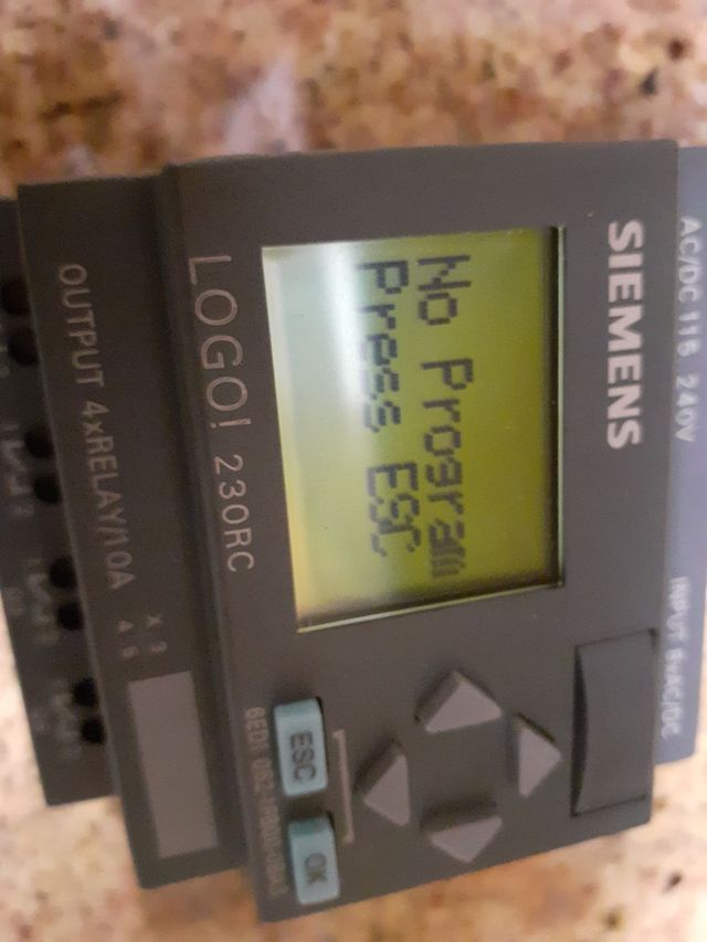 LOGO SIEMENS 230RC 6ED1052-1FB08-0BA3