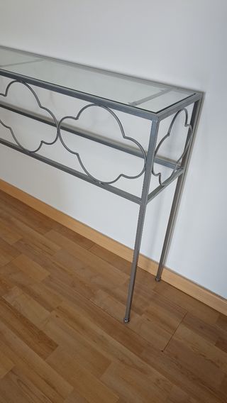 Mesa consola recibidor. Decoración