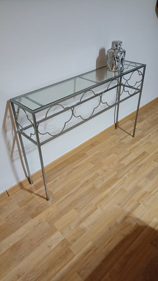 Mesa consola recibidor. Decoración