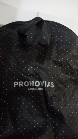 Traje de novia Manuel Mota para Pronovias