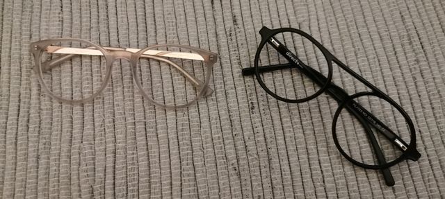 Occhiali da donna a due montature in perfette condizioni