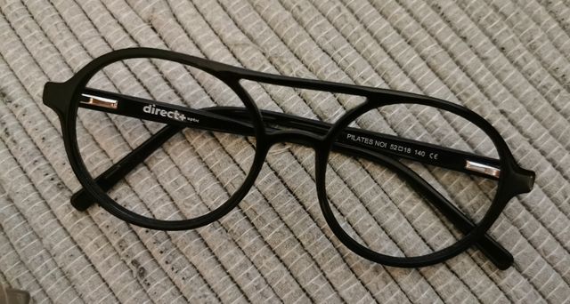 Occhiali da donna a due montature in perfette condizioni