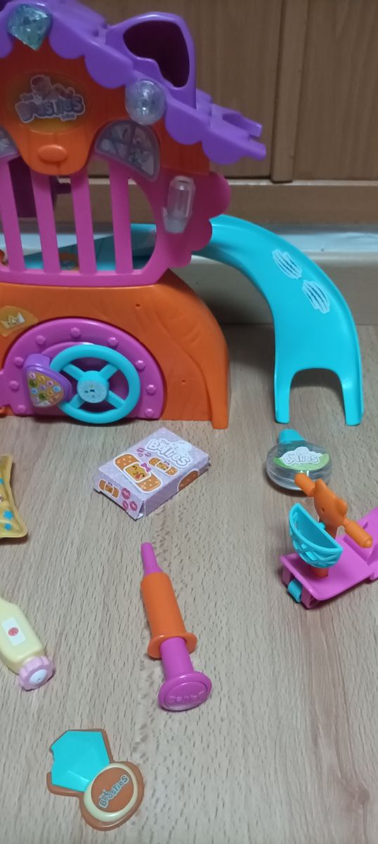 casa del árbol beasties