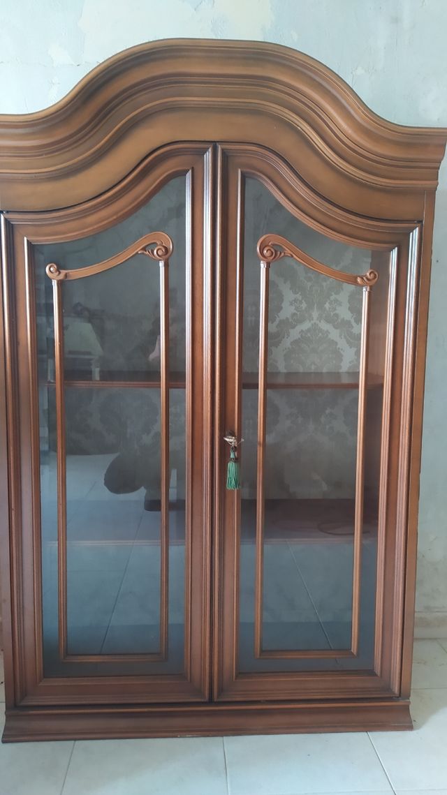 cassettiera con vetrinetta