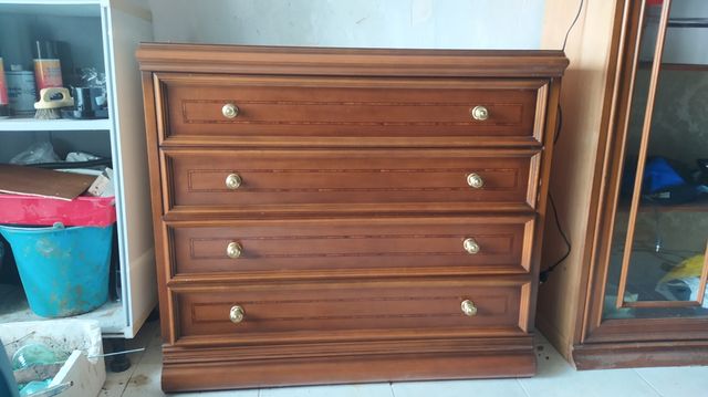 cassettiera con vetrinetta