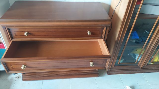 cassettiera con vetrinetta