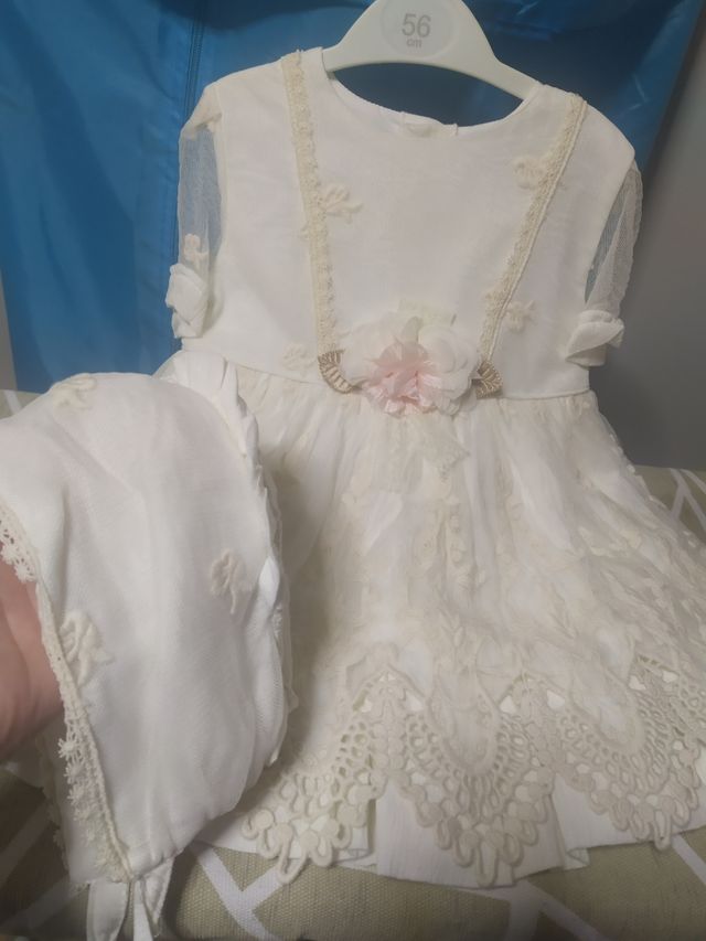 Vestido de niña de celebracion