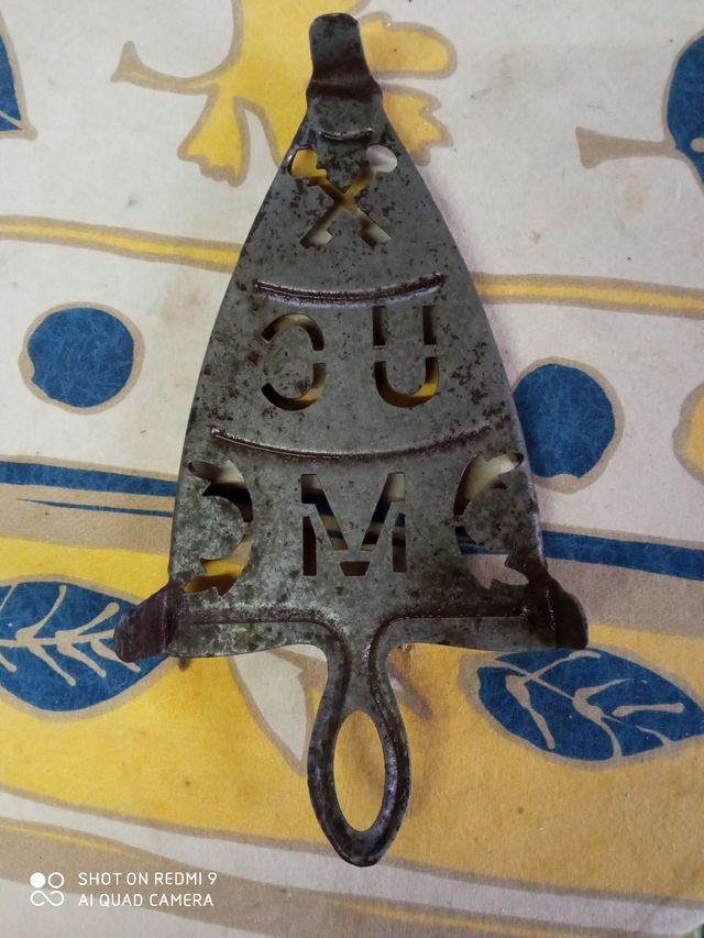 A,T,posa planchas,   Ferramentas,velhas,