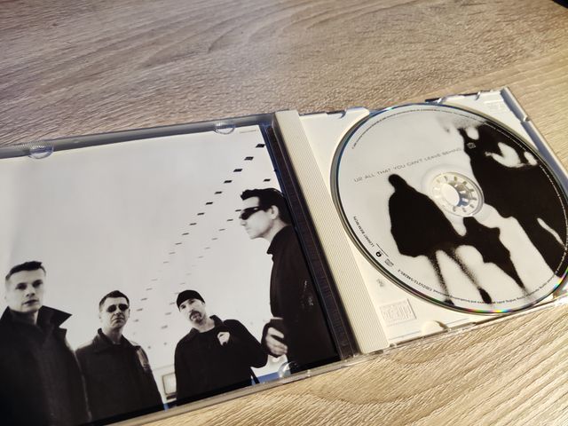 U2 “Tudo o que não pode deixar para trás”