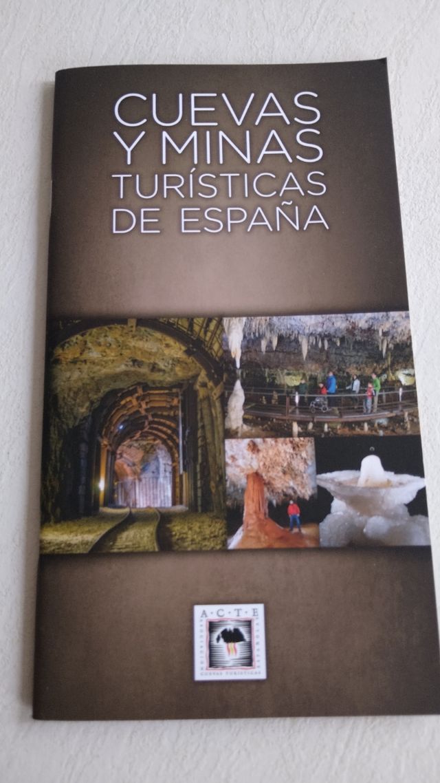 Guia Cuevas Turisticas España
