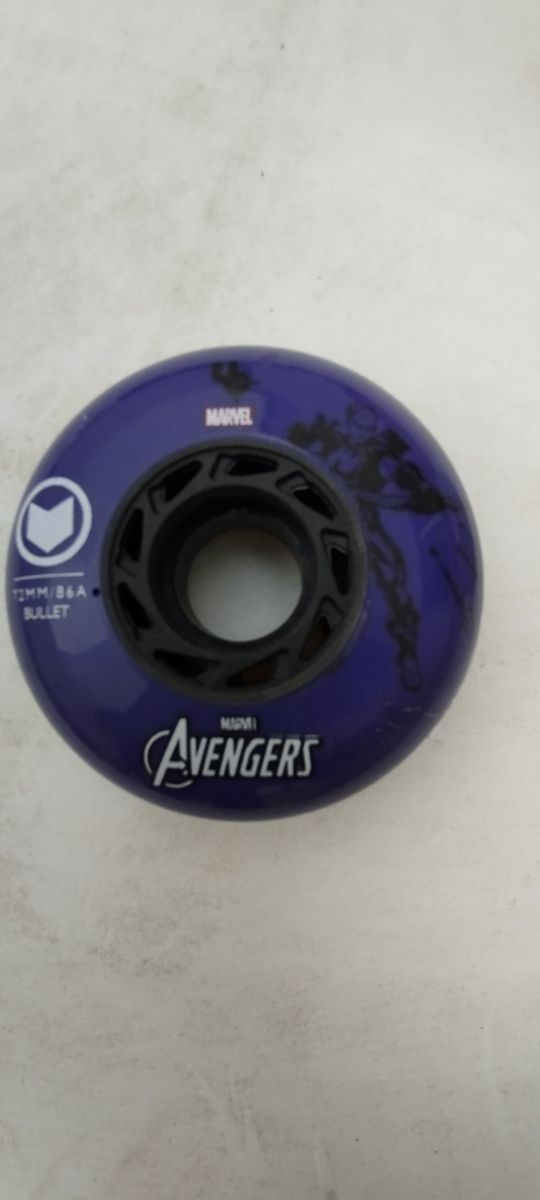 Patines ruedas undercover Avengers ,coleccionable