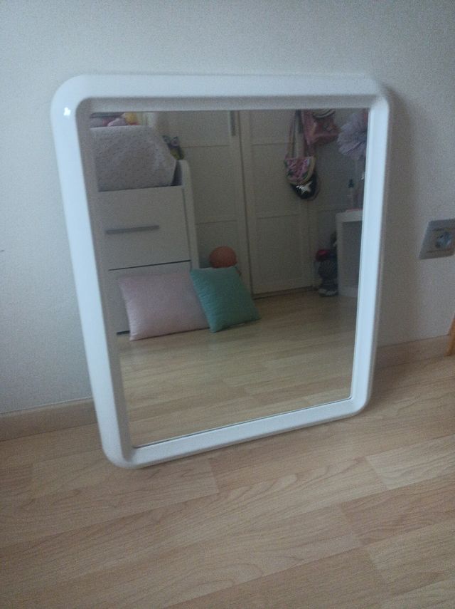Espejo nuevo 55*64'5 cm