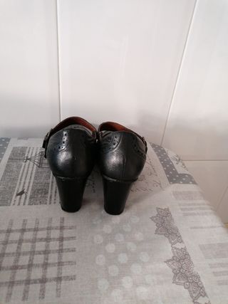 SAPATOS PITILLOS 