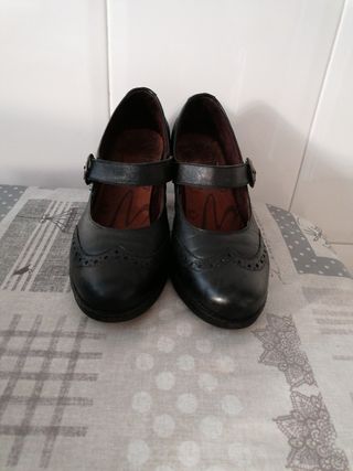 SAPATOS PITILLOS 