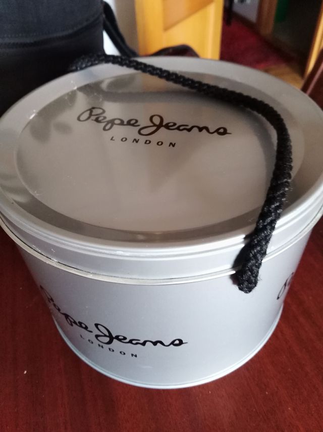 CAJA METALICA DE PEPE JEANS
