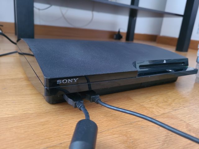 PlayStation 3 + juegos + muchos extras