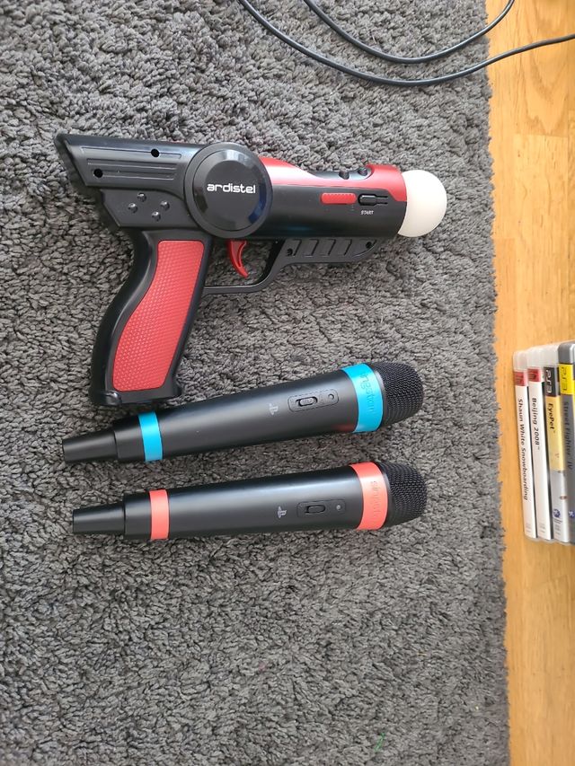 PlayStation 3 + juegos + muchos extras