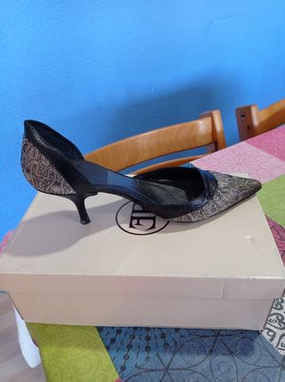 Zapatos de vestir, 38