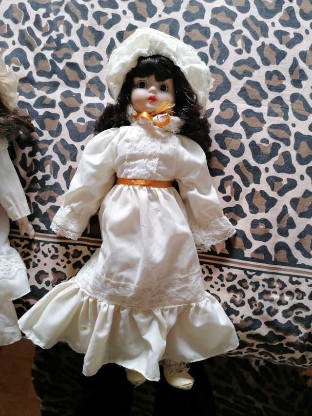 Muñecas antiguas de porcelana