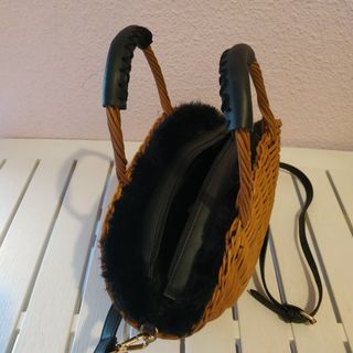 Bolso mimbre
