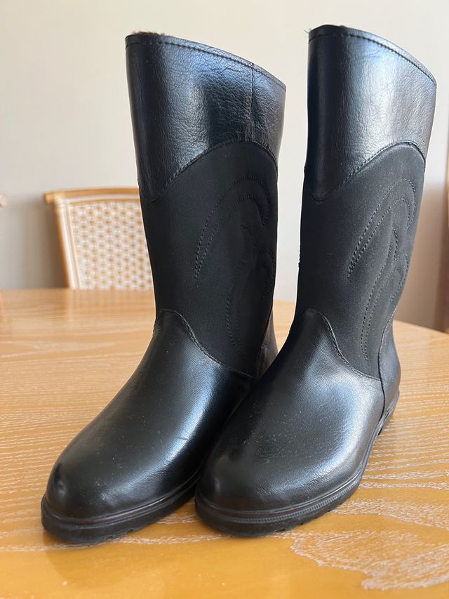 Botas niña, talla 11 USA = 28 ESP