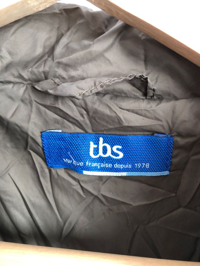 Chaqueta Tipo plumífero tbs mujer