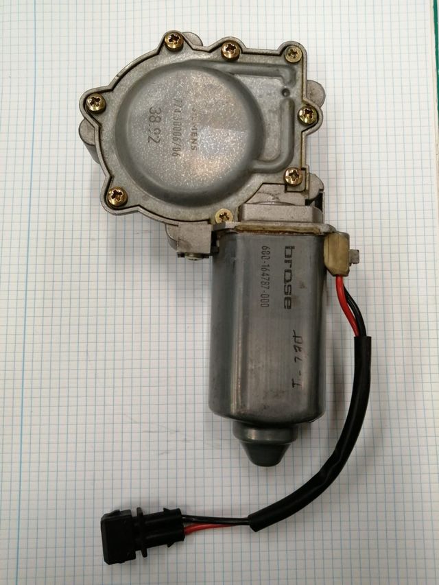 motor elevalunas Volkswagen Passat