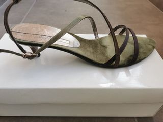 Sandalias de tacón bajo