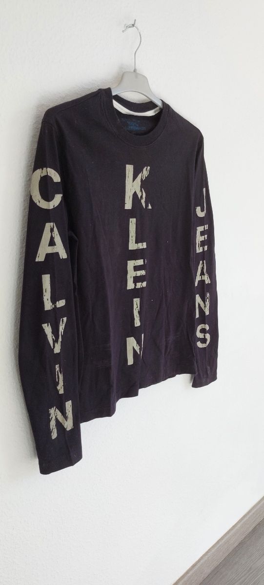 Camiseta Calvin Klein S