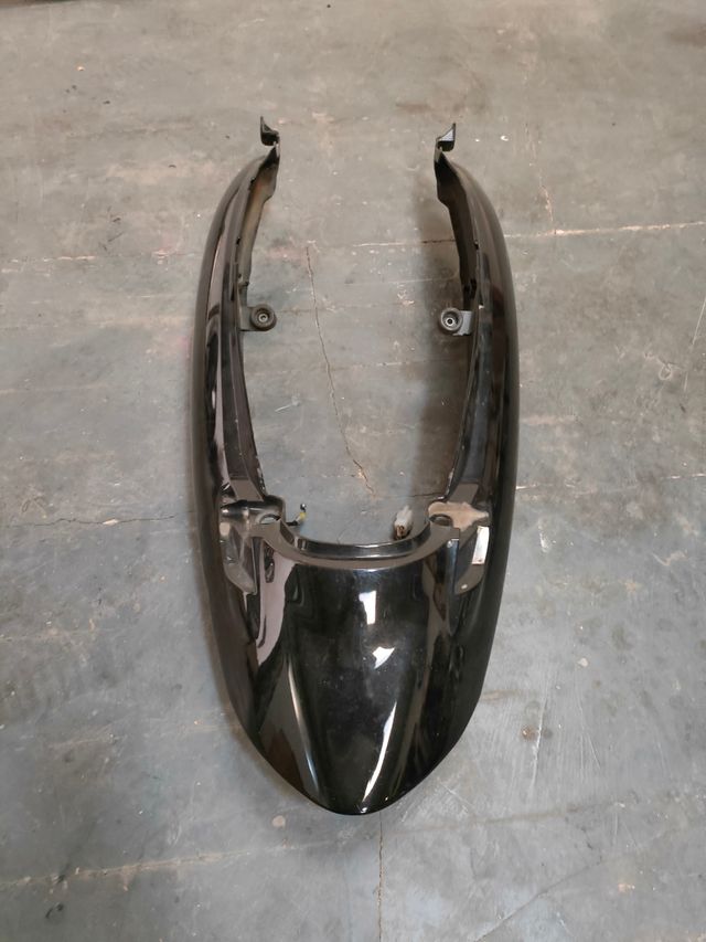 Colín Suzuki Gsx 750 f Katana