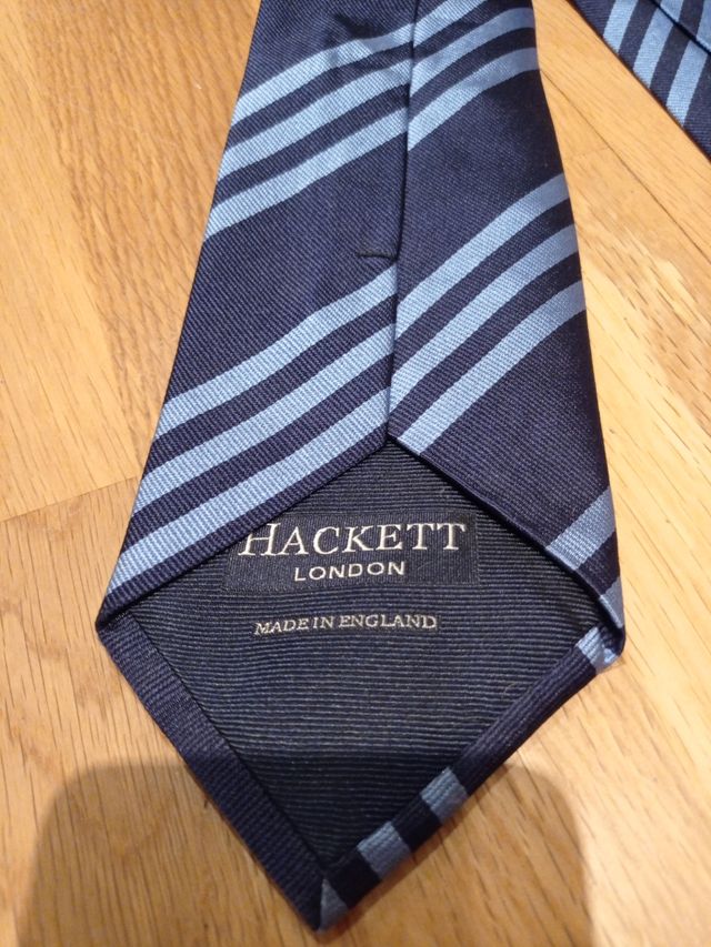 Corbata Hackett