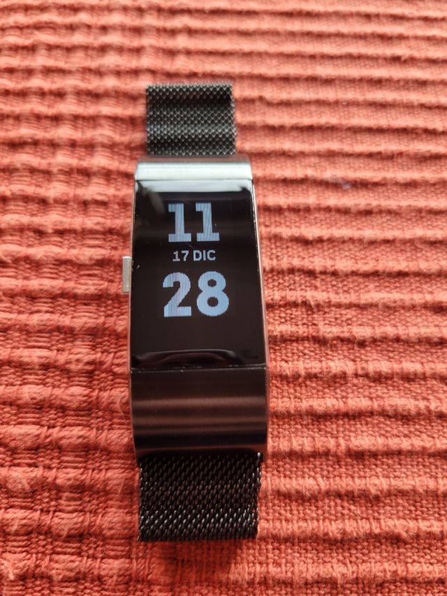 Fitbit Charge 2, con 3 correas de regalo.