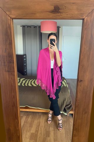 Nueva écharpe rosa con guipur Anna Più Tricot 