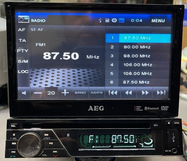 RADIOS CDS GAMA ALTA Y BMW Y AEG